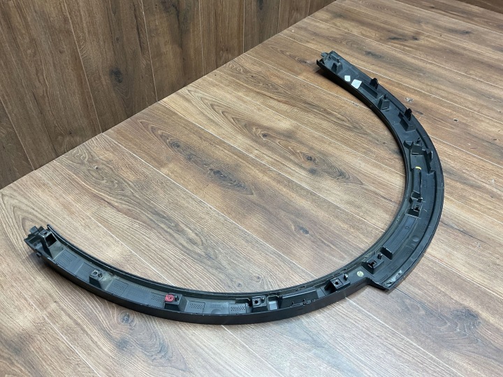 PORSCHE CAYENNE (9Y0 9Y3) 2019 ARRIÈRE CÔTÉ GAUCHE MOULURE GARDE-BOUE ARRIÈRE