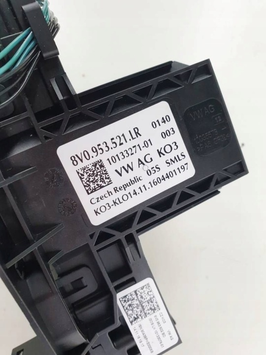 AUDI Q2 S-LINE 17R MANETTE COMMUTATEUR CLIGNOTANTS ESSUIE-GLACES