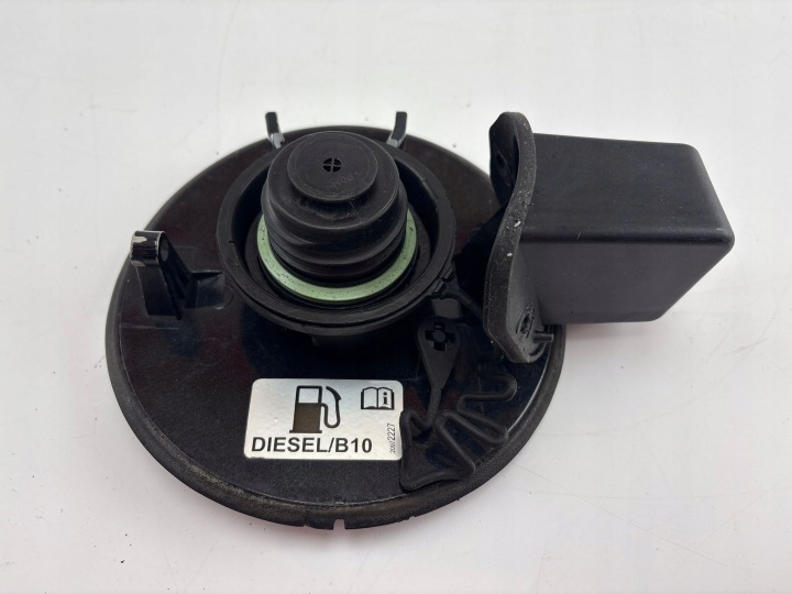 CHEVROLET CAPTIVA 2012 BOUCHON GOULOTTE DE REMPLISSAGE CARBURANTS