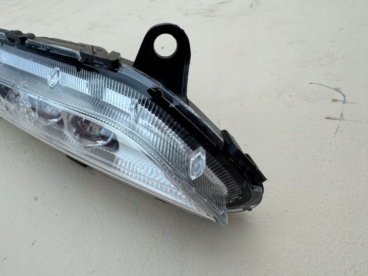 HYUNDAI TUCSON III 3 15R- PHARES ANTIBROUILLARD LED FJD DROIT AVANT 92208-D7000