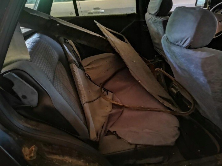 PEUGEOT 405 VITRE DE PORTIÈRE ARRIÈRE GAUCHE 1994 1.9L AS2