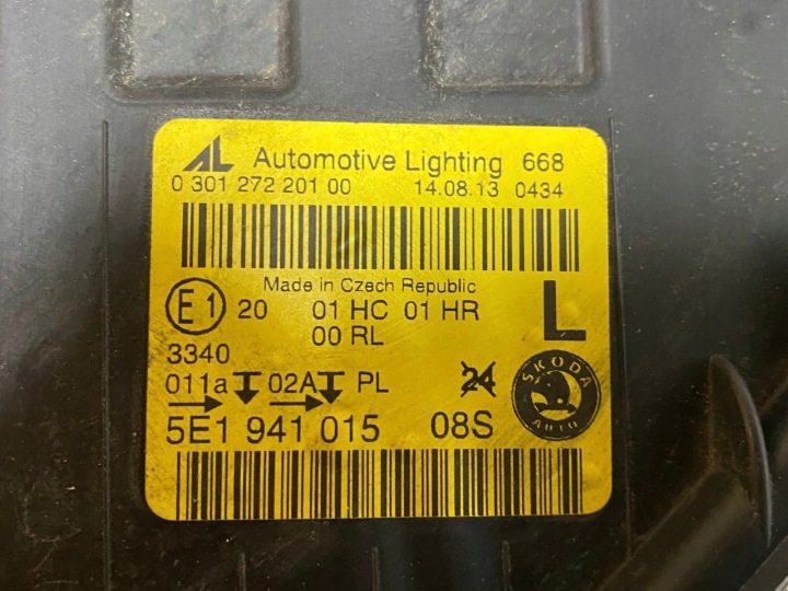 PHARE GAUCHE AVANT SKODA OCTAVIA III GAUCHE AVANT 5E1941015