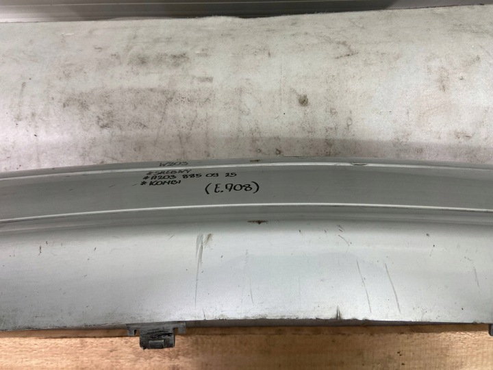 PARE-CHOCS ARRIÈRE MERCEDES ESSENCE C-KLASA W203