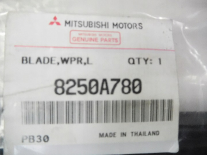 POIGNÉE ESSUIE-GLACES VITRES AVANT MITSUBISHI L200 OE 8250A780