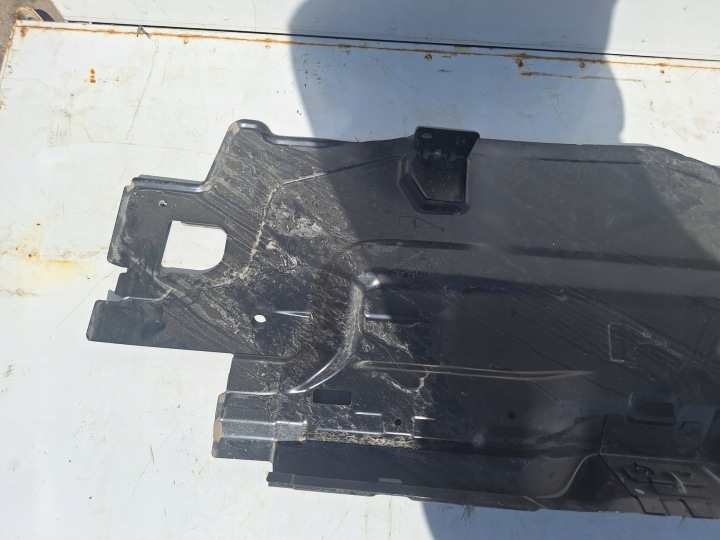 VW GOLF IV 4 PANNEAU ARRIÈRE ARRIÈRE RENFORCEMENT TÔLE TABLIER ARRIÈRE 1J6813301C