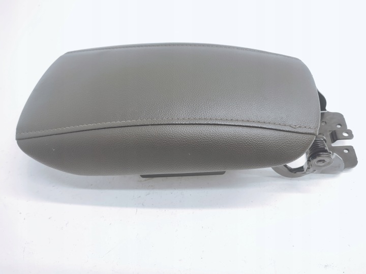 FORD MONDEO MK5 ACCOUDOIR