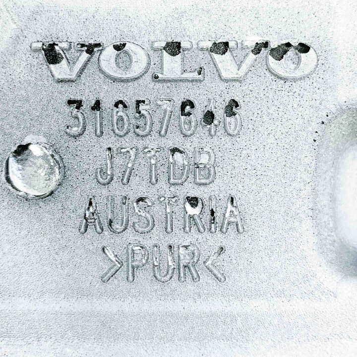 SUPÉRIEURE PROTECTION MOTEUR VOLVO V90 II 31657646 10597515 2.0L 183KW 2019