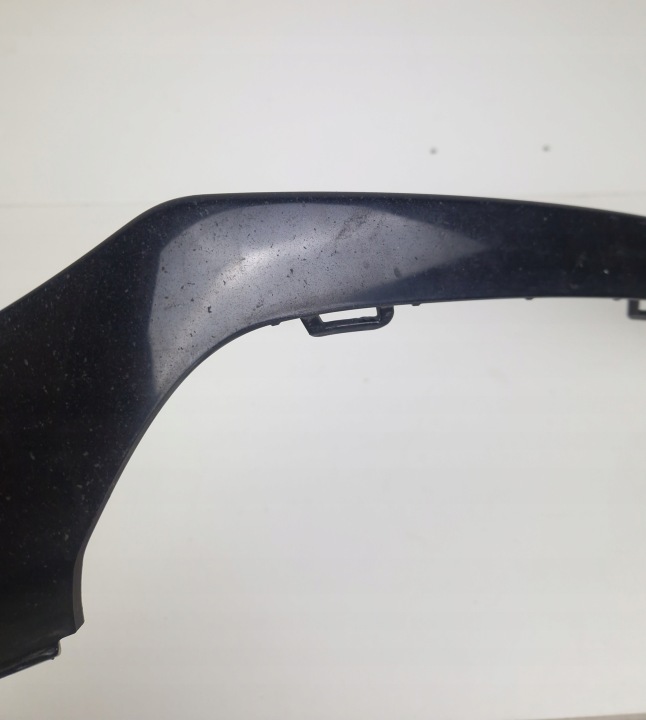 8565. MERCEDES W205 AMG MOULURE PARE-CHOCS DROIT AVANT A2058851474