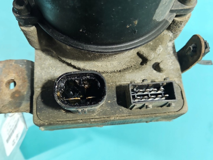 POMPE AMPLIFICATEUR CITROEN C4 I A5097515A 9657613580 1.4 16V