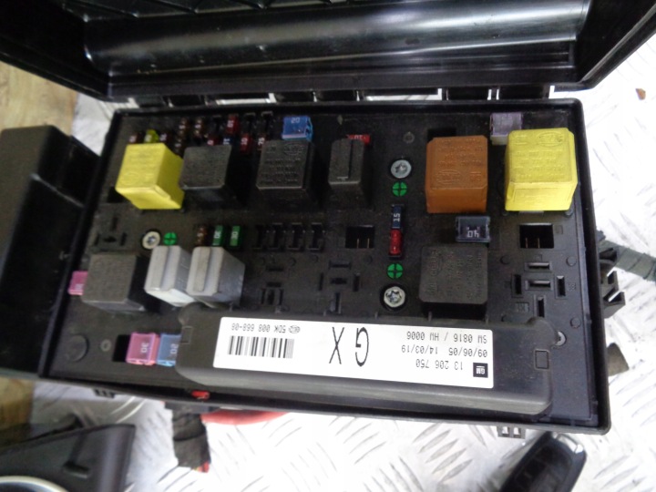 ORDINATEUR KIT DE DÉMARRAGE 55558787 OPEL ASTRA H HAYON 5D 04-