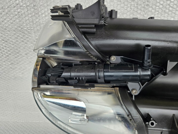 MINI F60 COUNTRYMAN PHARE GAUCHE XÉNON 9802269