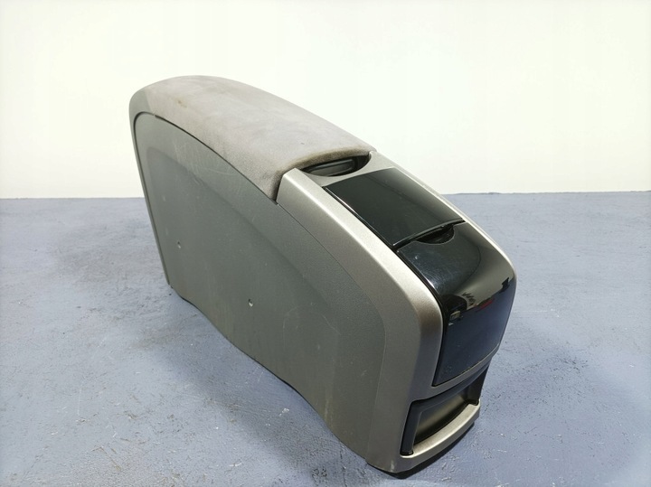 TOYOTA PRIUS II 03- ARMREST TUNNEL CENTRAL GLOVEBOX photo 1 - milautoparts-fr.ukrlive.com