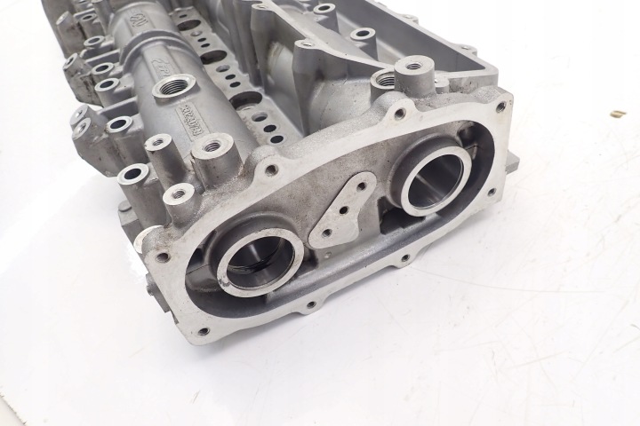IVECO DAILY 2.3 COUVERCLE DE SOUPAPES 5802390799