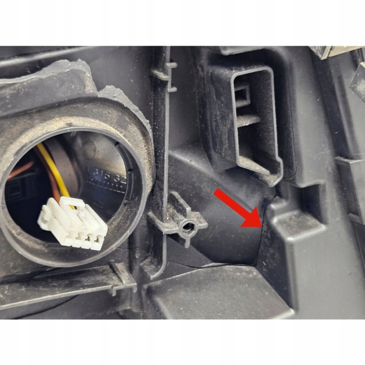 2008 AUDI A4 S4 B8 8K PROJECTEUR 8K0941003C