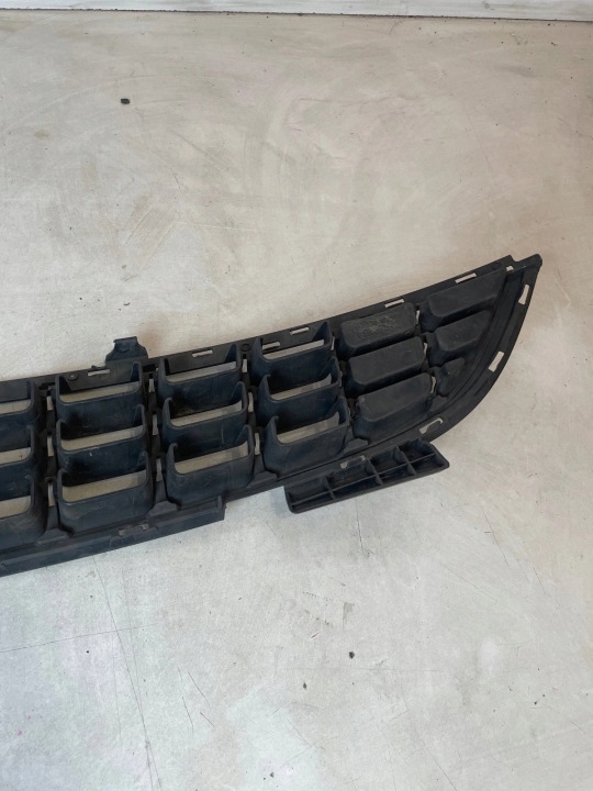 GRILLE CENTRALE GRILLE PARE-CHOCS OPEL CORSA D LIFT