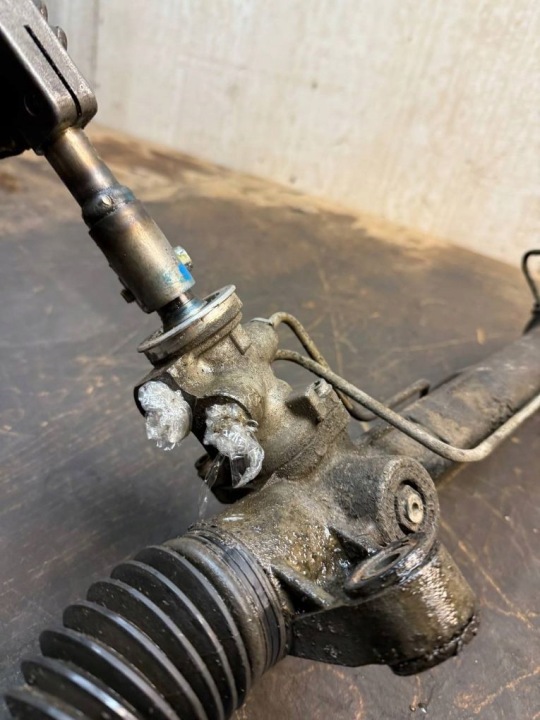 442500F021 CRÉMAILLÈRE DE DIRECTION TOYOTA COROLLA VERSO II