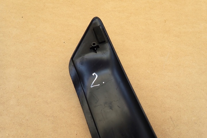 FORD TRANSIT MK7 06- MOULURE PORTES DROITE AVANT AVANT 6C16V22370AAW RH OE