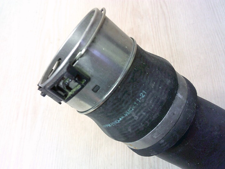 BMW X1 F48 2.0D 2 PIÈCES F39 F44 TUYAU AIR FIL ÉCHANGEUR D'AIR DE SURALIMENTATION 8585294