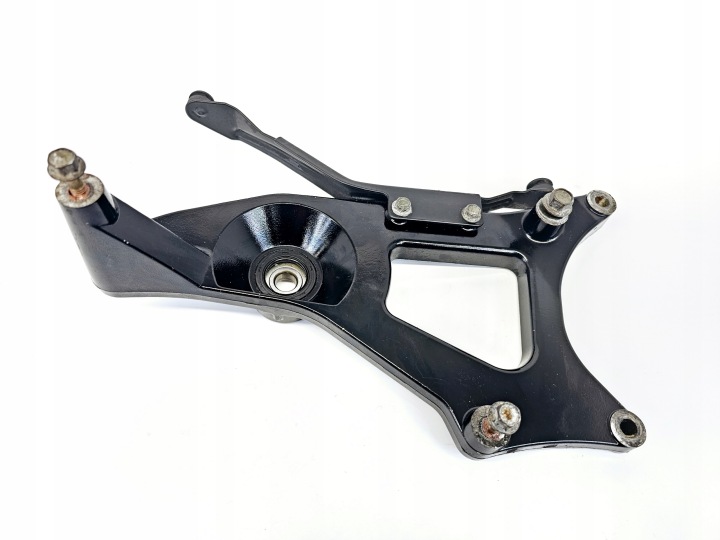 YAMAHA VITY 125 BRAS DE SUSPENSION ARRIÈRE FIXATION POIGNÉE MOTEUR ROUES ARRIÈRE