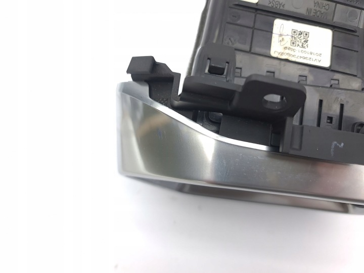 MAZDA CX-5 II 2019 DROITE CÔTÉ LATÉRALE GRILLE CONDUIT D'AIR TABLEAU DE BORD INSTRUMENTATION