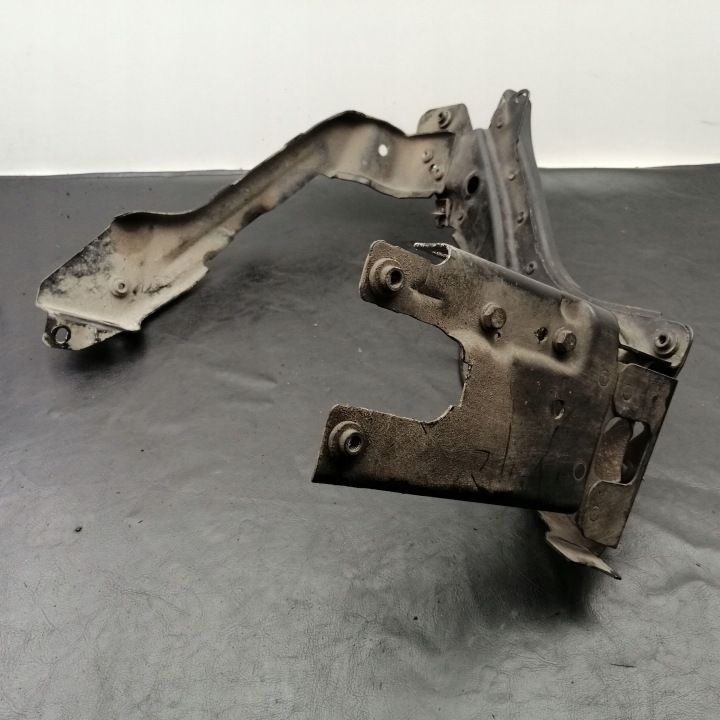MERCEDES-BENZ E W211 2002 GAUCHE CÔTÉ LATÉRAL PANNEAU SUPPORTS RADIATEUR
