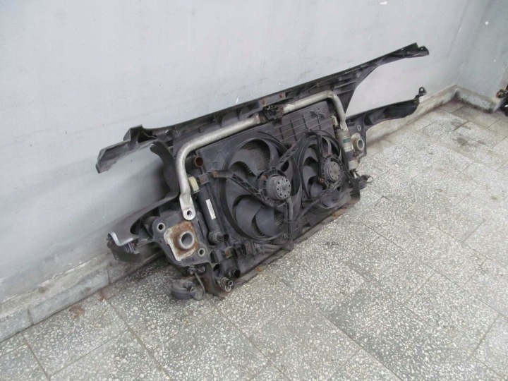 AUDI TT 1.8 RENFORCEMENT RADIATEURS COURROIE POUTRE JEU 98-06