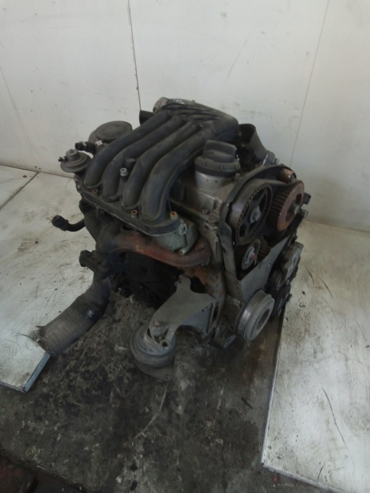 D478 POTEAU MOTEUR VW CADDY 1.9TDI 90KM
