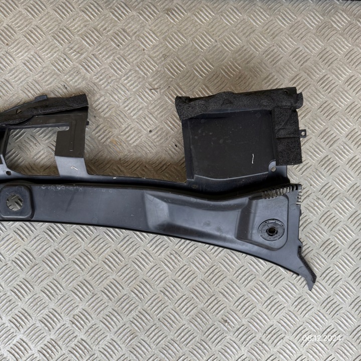 DOUBLURE DE PASSAGE DE ROUE COMPLET JAGUAR E-PACE J9C3-4105-AE