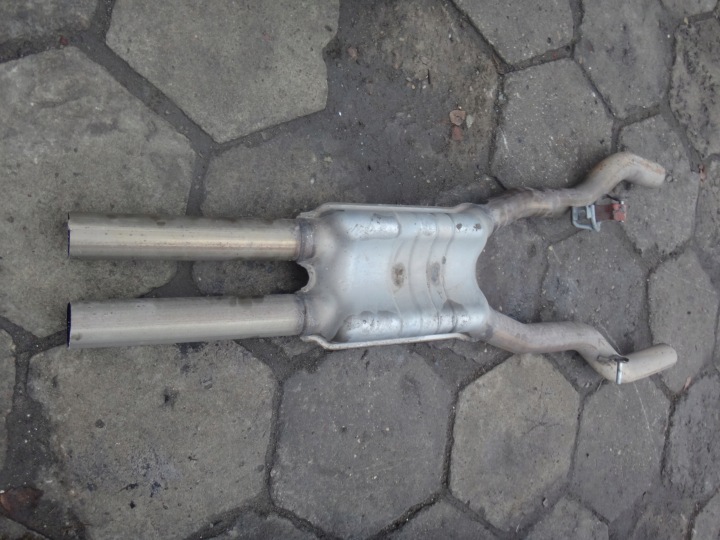 ÉCHAPPEMENT CENTRAL TUYAU D'ÉCHAPPEMENT BMW F10 F11 535 I N55