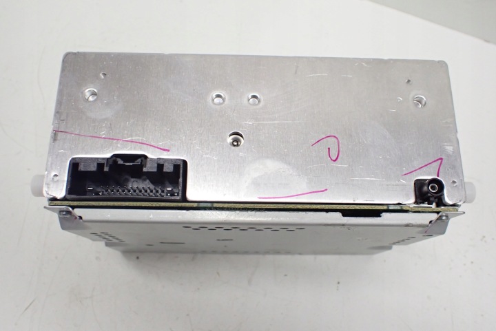 RADIO D'USINE CD SYNTONISEUR FORD FIESTA VII MK7 08-11R AA6T-18C815-AE EUROPE