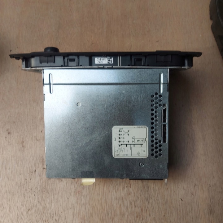 RADIO AVEC NAWIGACJIA SEAT IBIZA IV W06J2035153G
