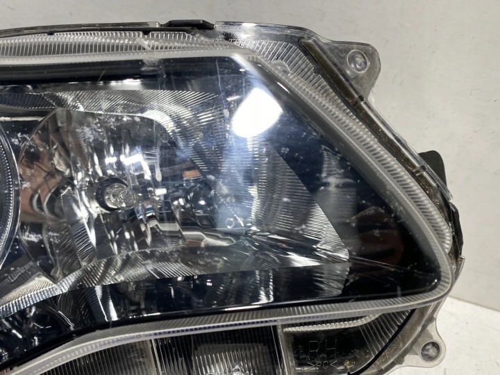 SUBARU XV 11-17 PHARE XÉNON DROITE AVANT