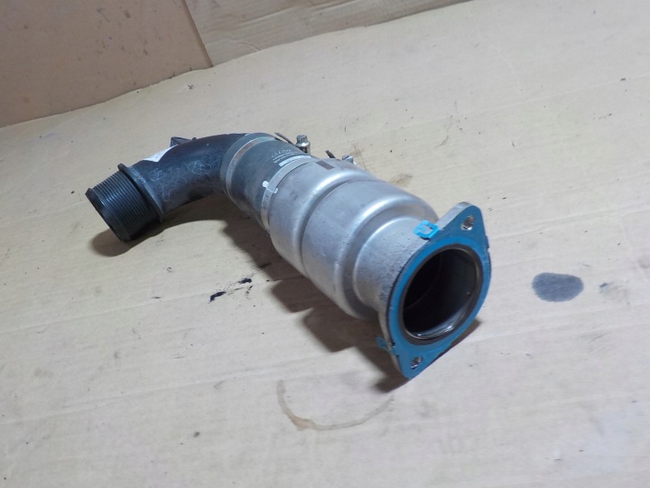 FOCUS MK3 TUYAU TURBINES F1B16C750AB