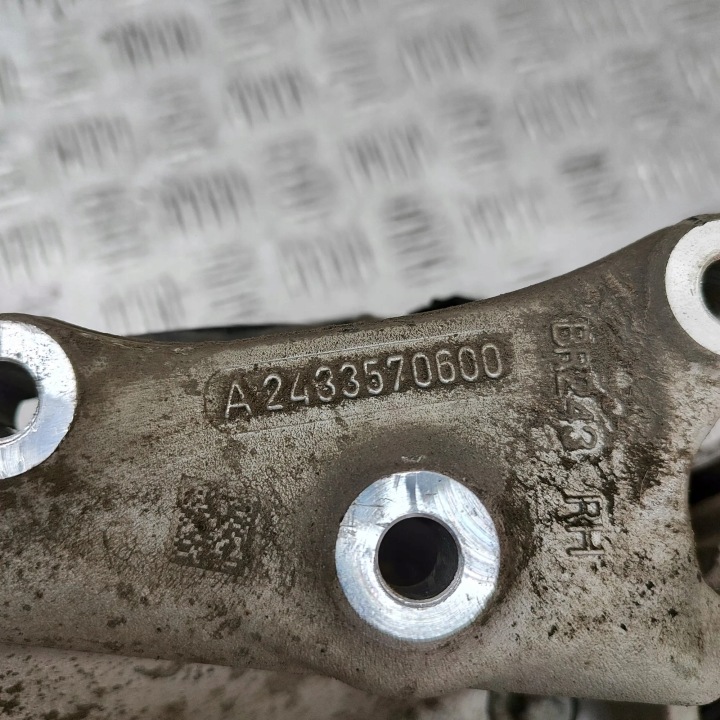 MOYEU ARRIÈRE DROIT ROUES MERCEDES-BENZ EQA(H243) A2475400600 35751516