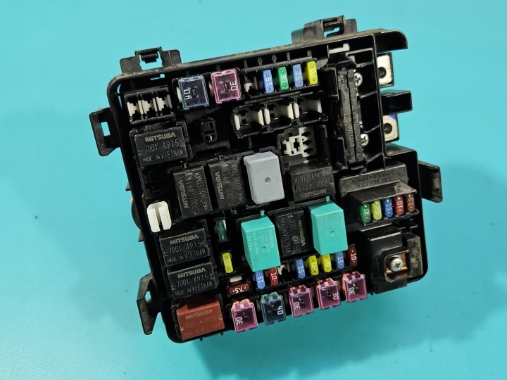 ORDINATEUR CONTRÔLEUR MOTEUR HONDA CR-V II 01-06 2,2 I- CTDI N22A2 0281012132