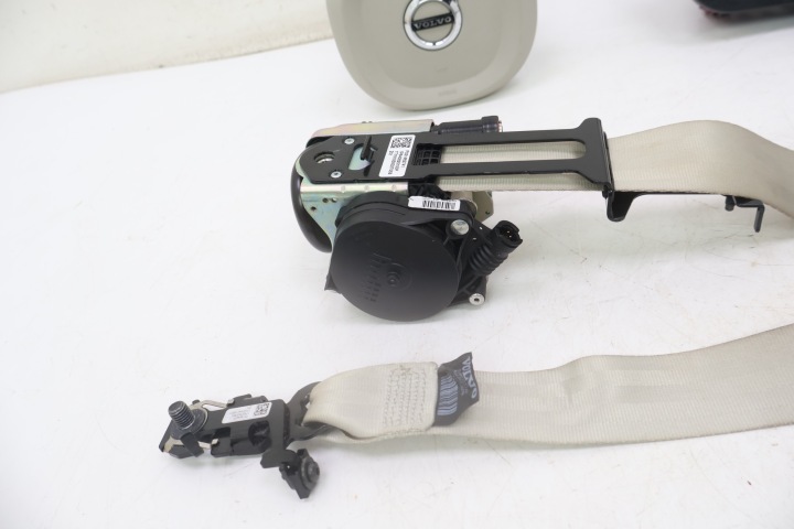 VOLVO V60 II AIRBAG COUSSIN CONDUCTEUR PASSAGER CEINTURE DE SÉCURITÉ CONDUCTEUR