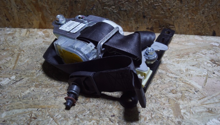 CEINTURE DE SÉCURITÉ GAUCHE AVANT HYUNDAI I40 88810-3Z000RY