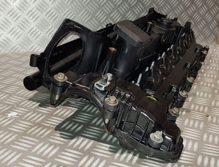 BMW E60 E65 E70 E83 E90 3.0 D M57N COUVERCLE DE SOUPAPES COUVERCLES CULASSES 7789395