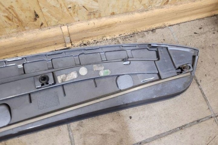 SPOILER COUVERCLES DE COFFRE COUVERCLES DE COFFRE MERCEDES-BENZ E (W211) A2117900388 3.0L DIESEL