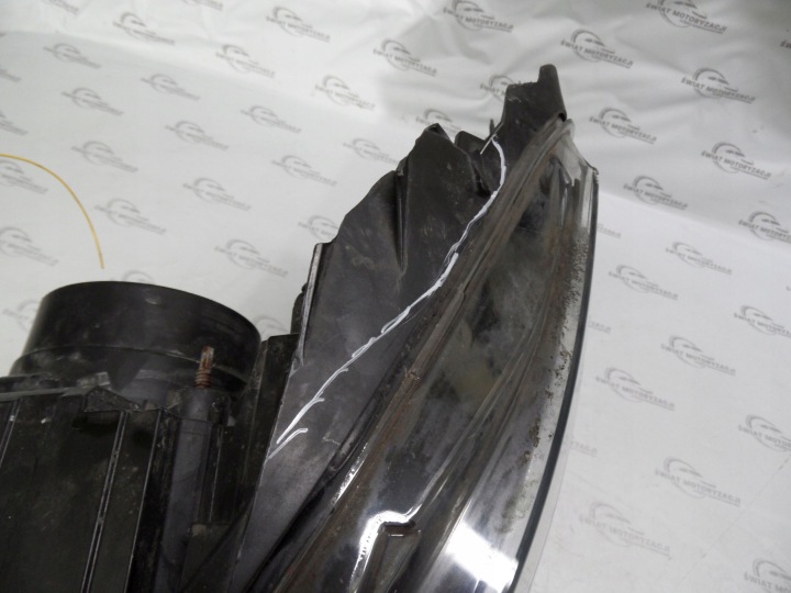 VIVARO B TRAFIC III 16R PHARE DROIT AVANT 93867950 ANGLAIS