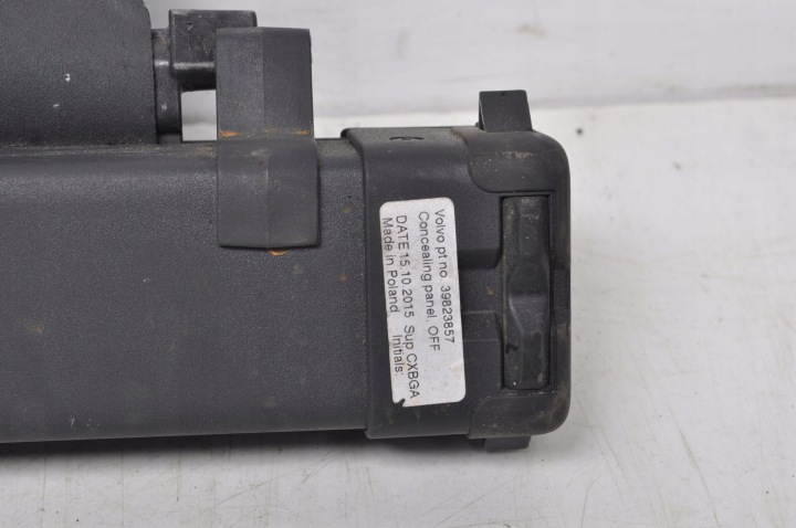 VOLVO OE 39823857