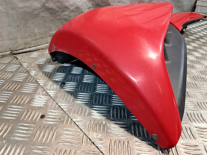 ANGLE DROIT DÉFLECTEUR D'AIR DROITE IVECO STRALIS 460 E6 5801546918