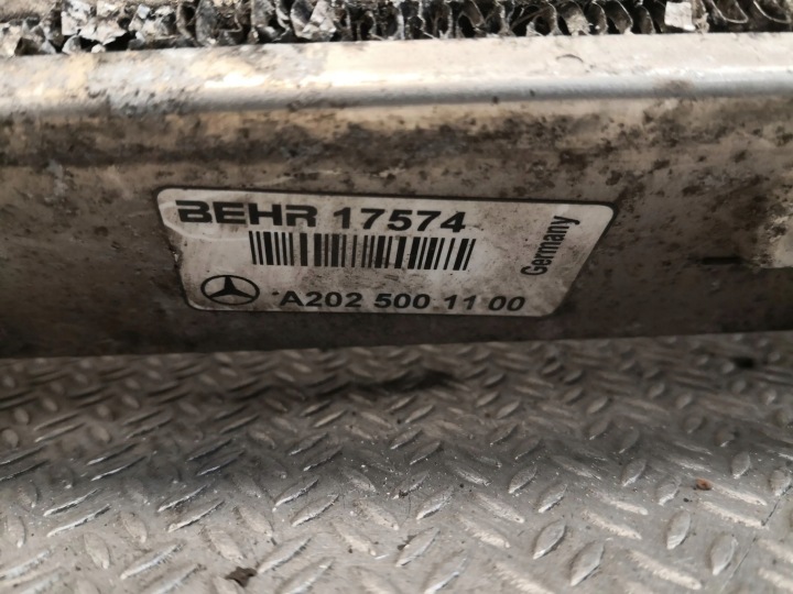 MERCEDES-BENZ C W202 RADIATEUR AIR DE CHARGE ÉCHANGEUR AIR-AIR