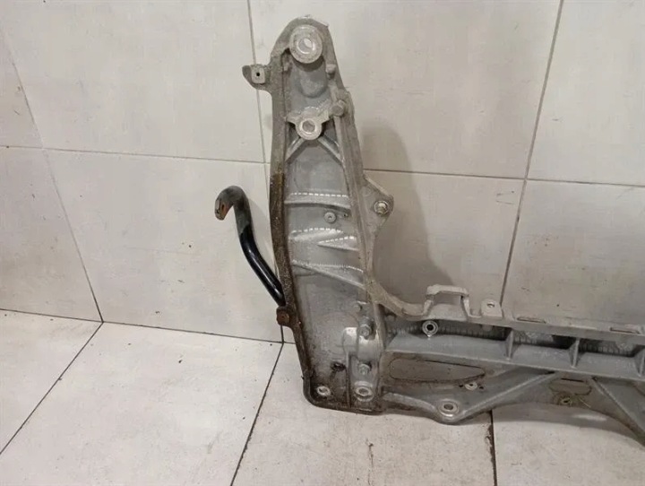 PORSCHE CAYMAN 718 BEAM CHÂSSIS AUXILIAIRE AVANT 99134108116 SUPPORT ESSIEUX AVANT