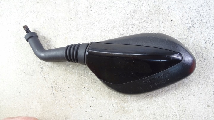 P194 YAMAHA AEROX SR 50 RÉTROVISEUR DROIT ORIGINAL