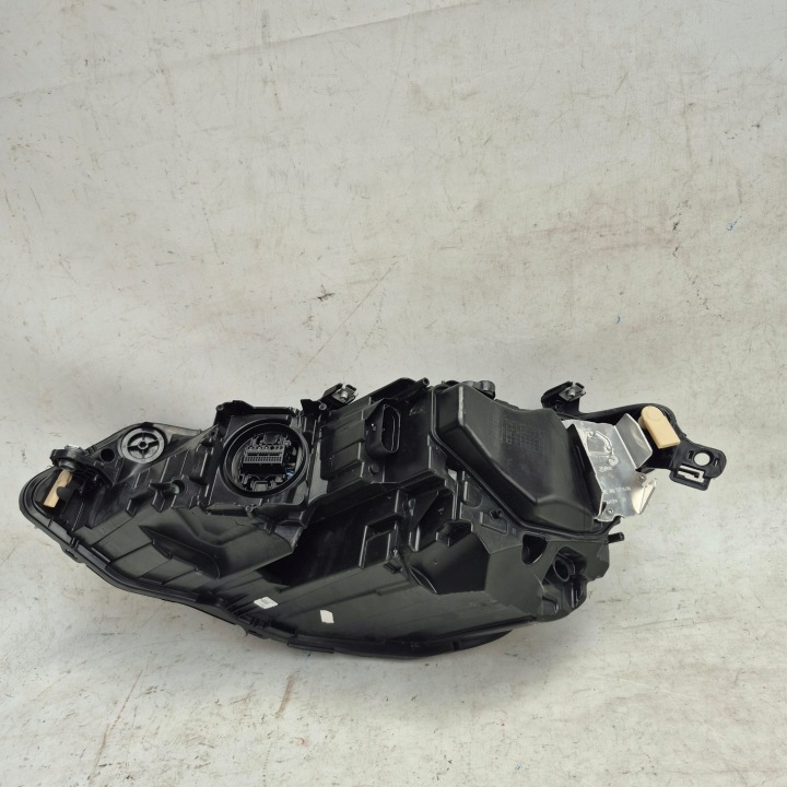 VW GOLF VIII 8 LIFT 24- PHARE DROITE AVANT AVANT COMPLET LED 5H1941060AA