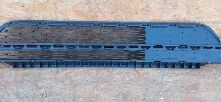 SEAT MII 1SL 11- GRILLE INFÉRIEURE CALANDRE GRILLE PARE-CHOCS AVANT 1SL853677B