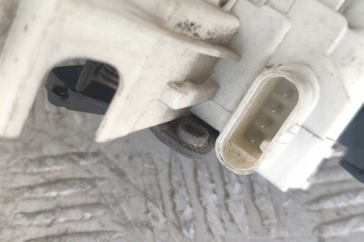 SERRURE DROITS AVANT PORTES MERCEDES-BENZ SPRINTER 3-T FURGON (906)