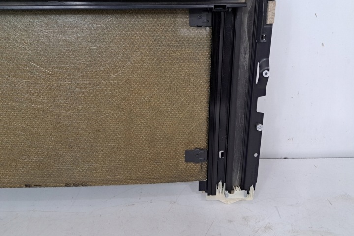TOIT OUVRANT BMW 5 (F10) 7382982 2.0L GASOLINE 180KW 2014