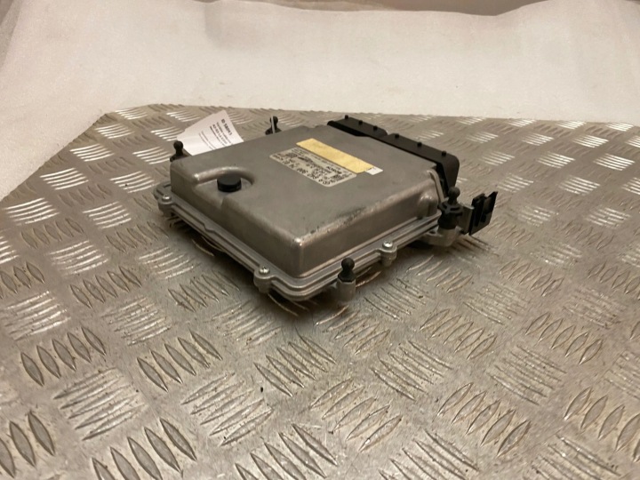 MERCEDES-BENZ AVEC W222 2014 CONTRÔLEUR MODULE ECU